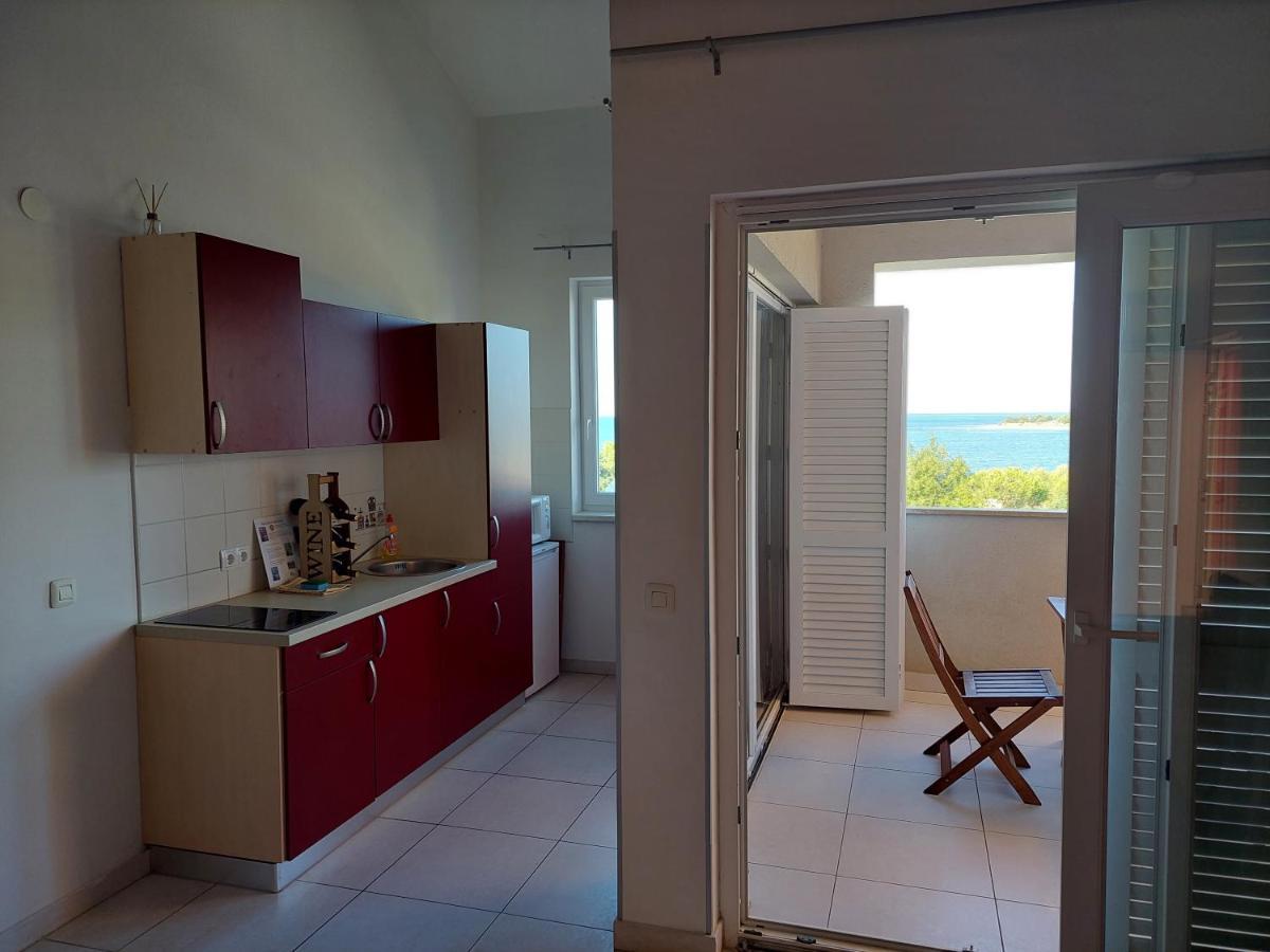 Apartments Henc Novigrad  Exterior photo