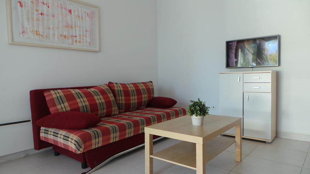Apartments Henc Novigrad  Exterior photo